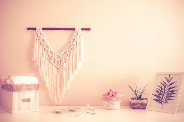 Décorez de manière écologique : astuces et tendances pour un intérieur durable